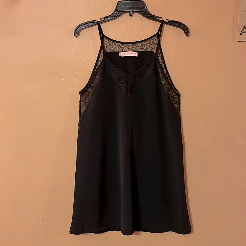 Black v neck shift dress with lace detail